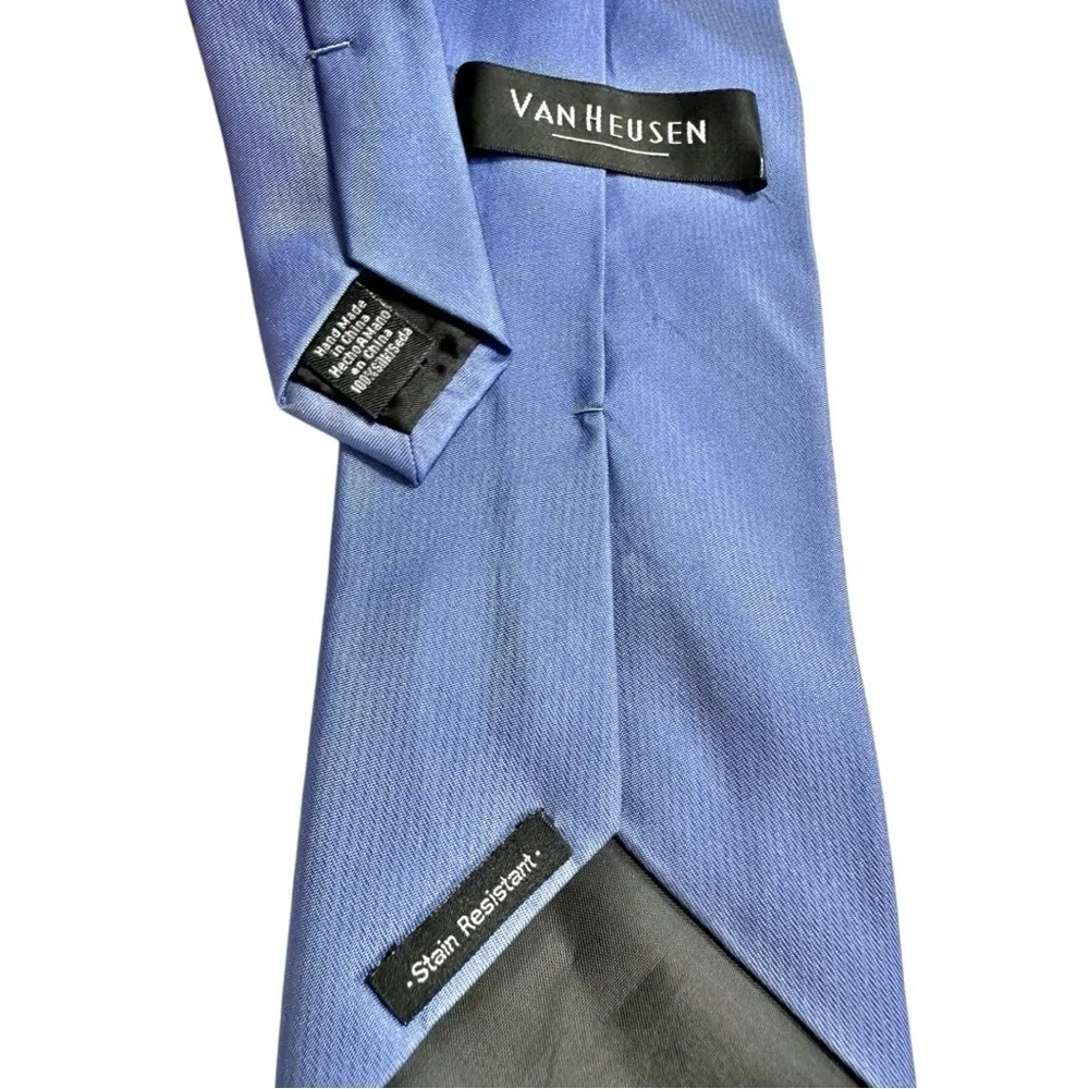 Van Heusen- Solid Blue 100% Silk Stain Resistant Tie
